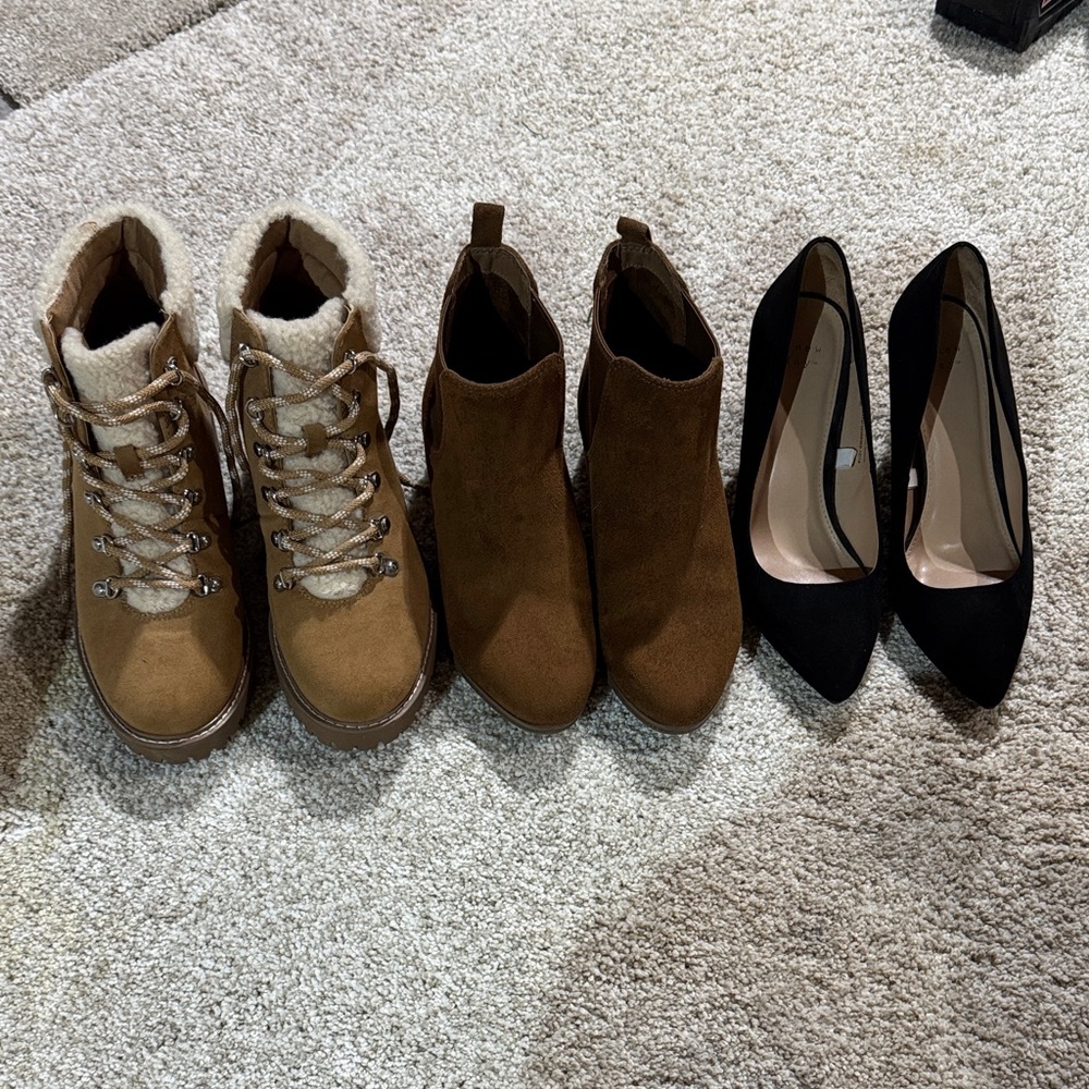 Target Universal Threads and A New Day winter shoes, size 7